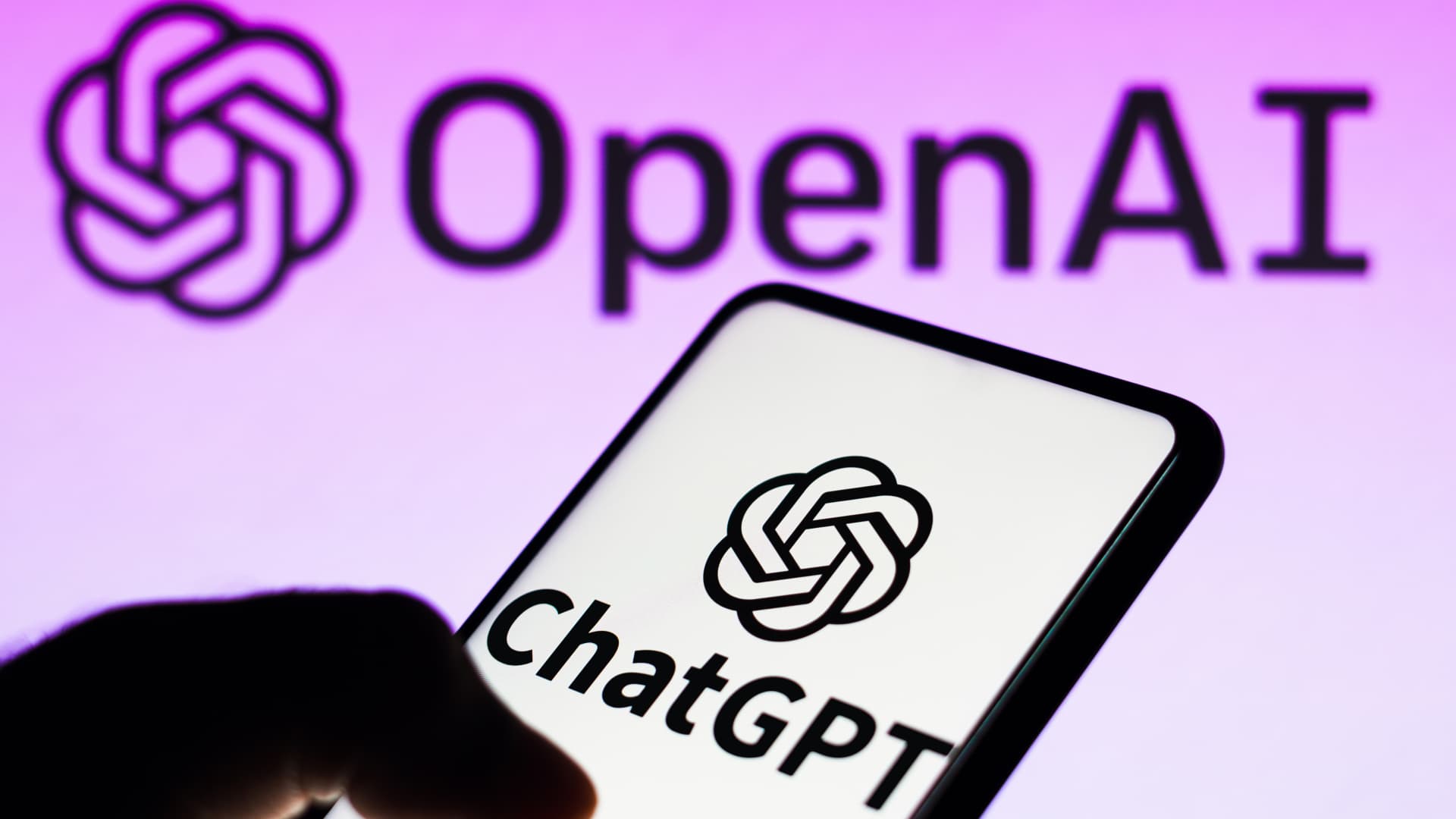 A OpenAI interrompeu uma campanha de desinformação relacionada ao Irã que usou o ChatGPT para criar notícias falsas