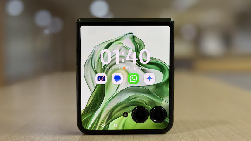 Motorola pode lançar smartphone dobrável Razr 60 Ultra em 2025