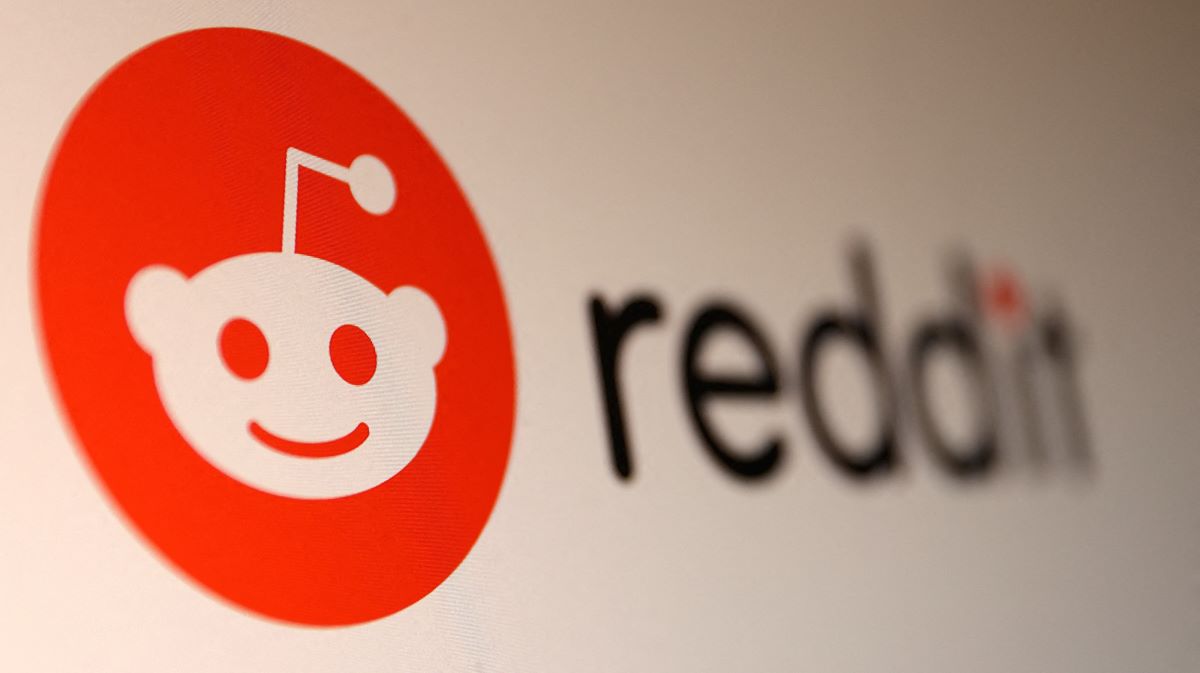 Reddit quebra barreiras linguísticas: novo tradutor de IA já está em 35 países