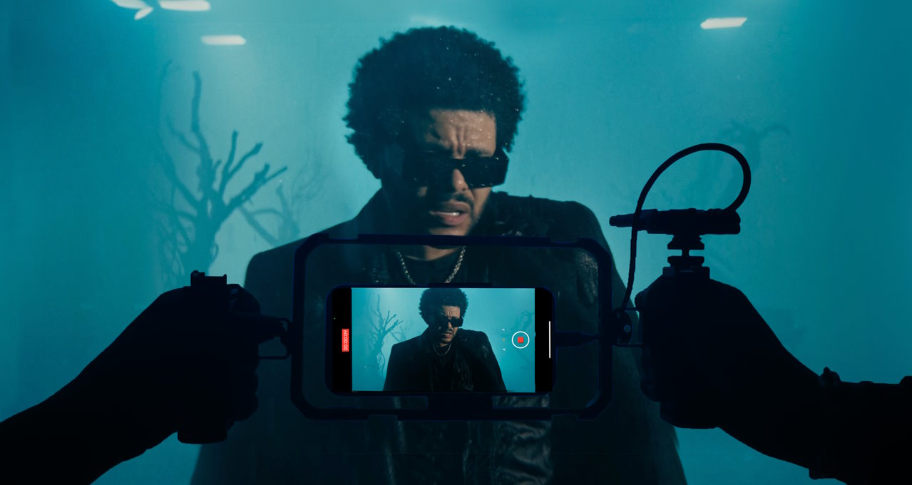 The Weeknd lançou um videoclipe para sua música "Dançando nas chamas," que foi filmado inteiramente em um iPhone 16 Pro